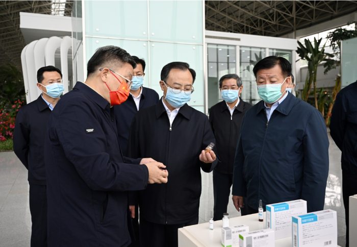 江蘇省委書記吳政隆調研康緣藥業：加快推動傳統中醫藥和現代科學相結合，為抗擊疫情提供有力武器