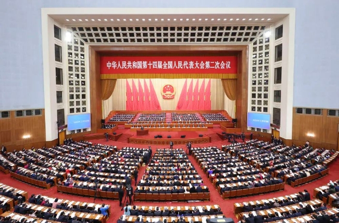 政府工作報告極簡版來了！只有700字